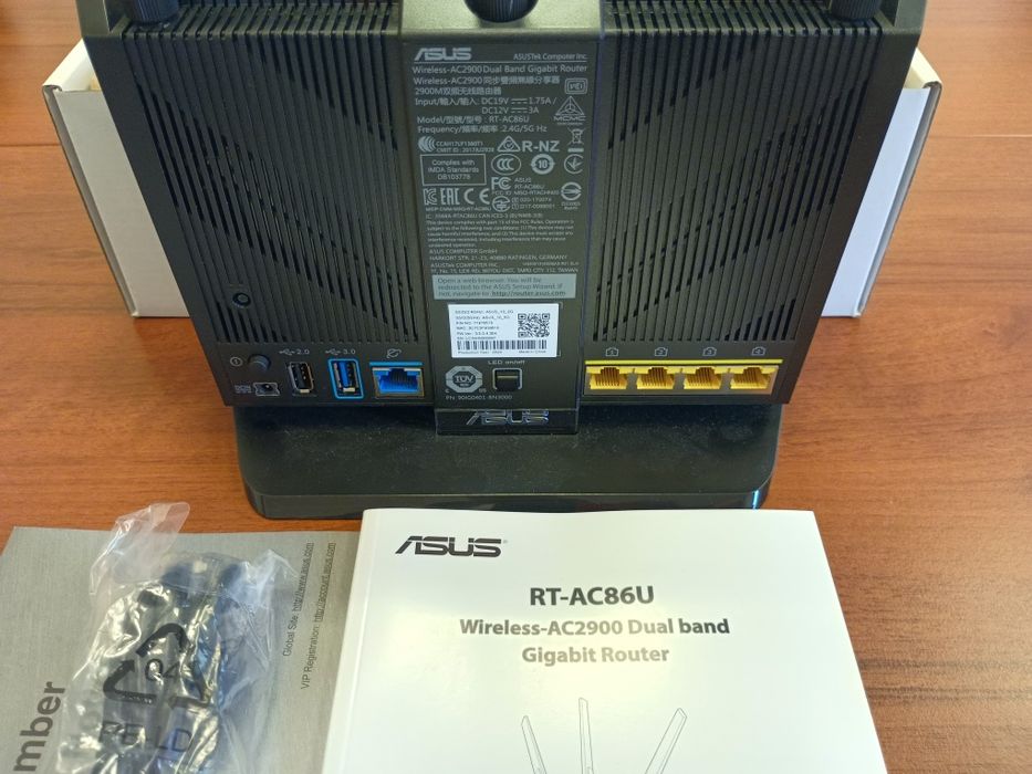 Router ASUS RT-AC86U 2.4 / 5 GHz