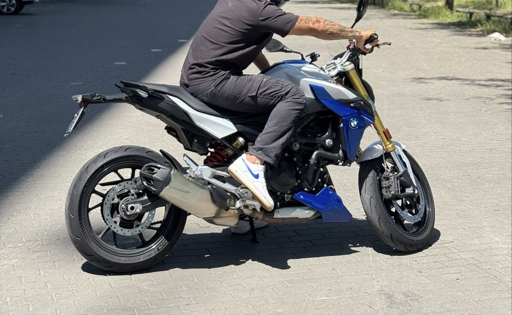 BMW F900 R  Sport
