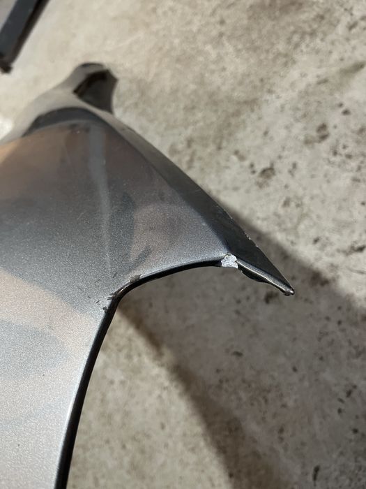 Крило переднє праве Touareg 2015  7P6821106E