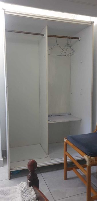 Alugo Quarto com charme