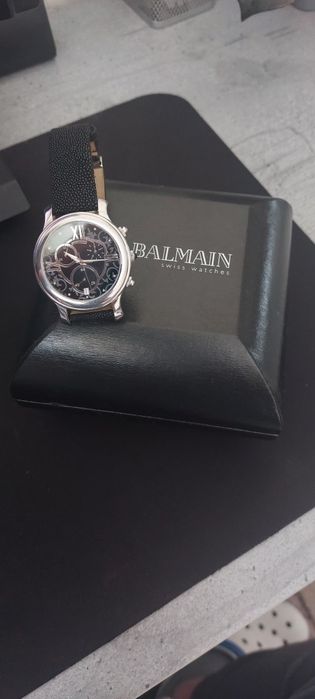 Часы женские Balmain