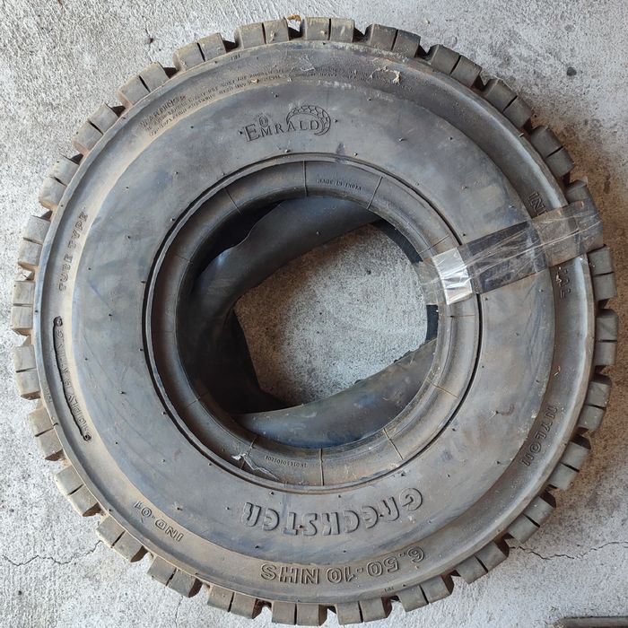 шина для навантажувача