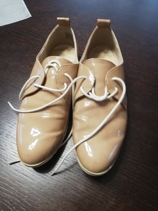 Pół buty, buty, mokasyny