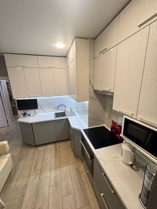 Продам 2 комн квартиру 56,5м2 Евроремон Новострой ЖК Мира 2 мет ХТЗ OA