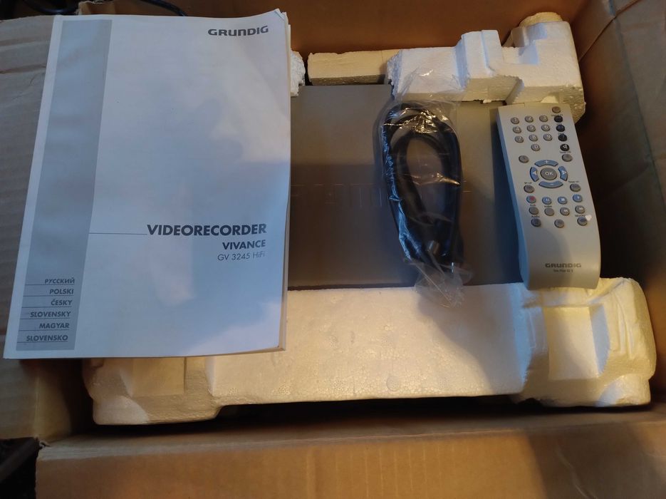 Magnetowid Grundig gv3245 HiFi vivance