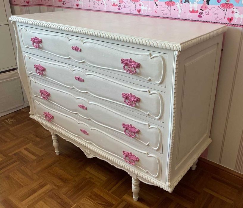 Cómoda antiga restaurada
