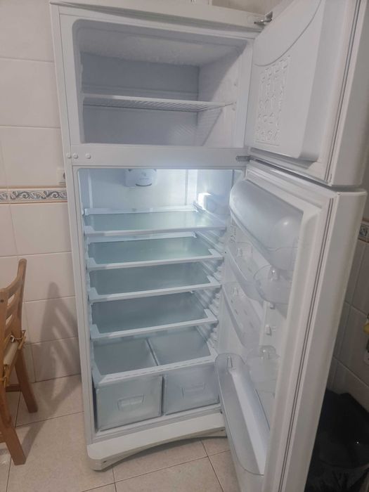 Frigorifico indesit