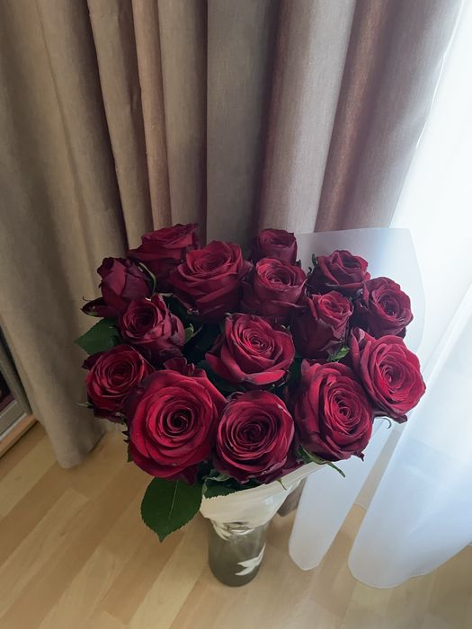 Послуги флориста/ Чистка роз/ Замовлення квітів