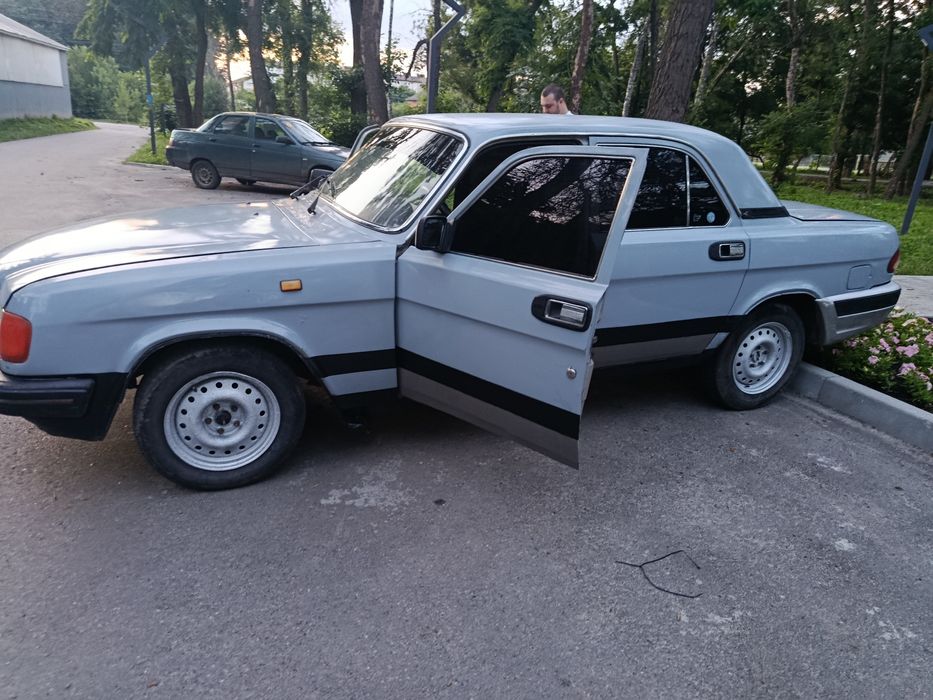 Волга 3110  газ, бензин