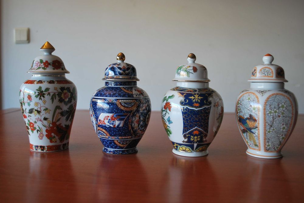 Jarrões Porcelana "Shirakabe" Nagoya Japão