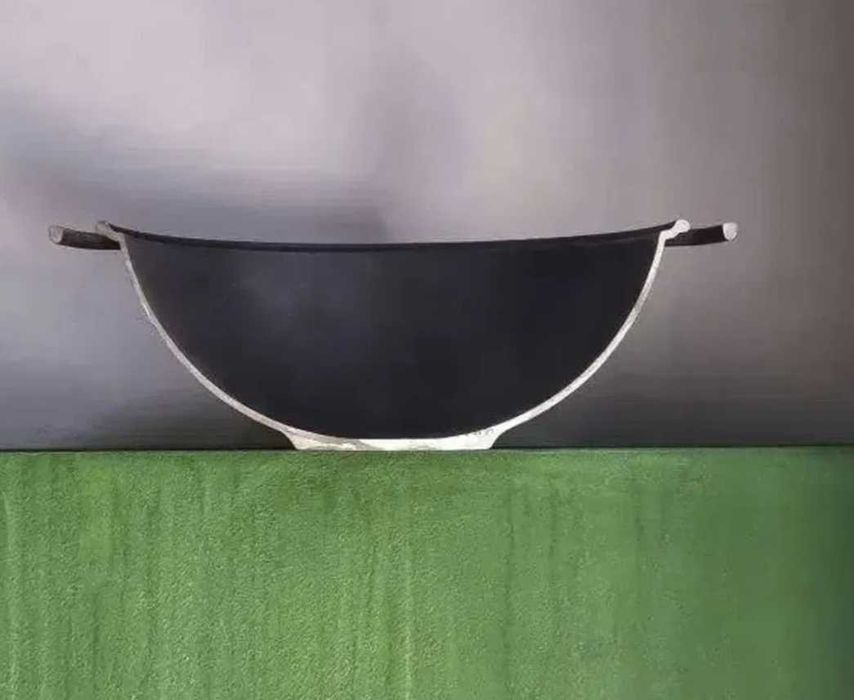 Казан чугунний 8,12,15,18л кришкою сковородою форми Wok