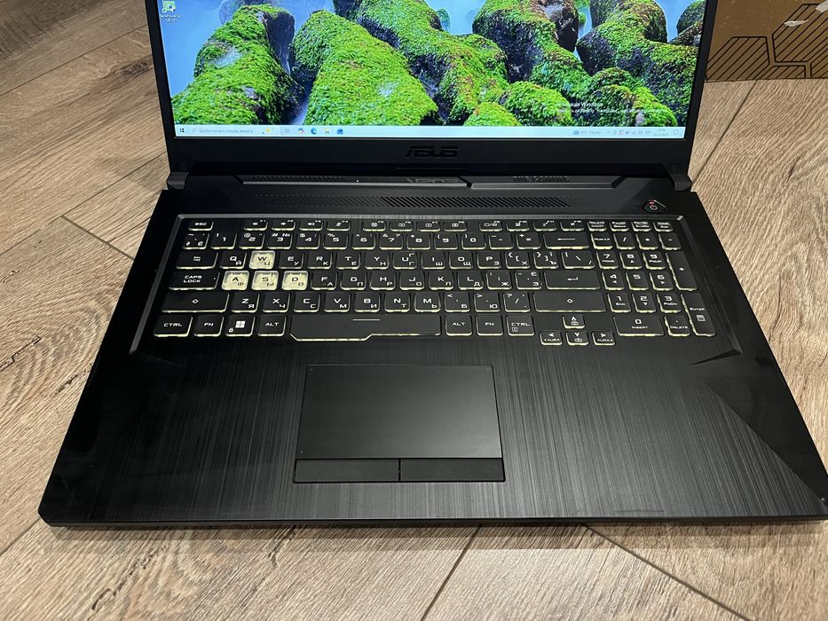 Asus TUF F17 I5 10300H/16/512/17.3 120Hz/GTX1650Ti
