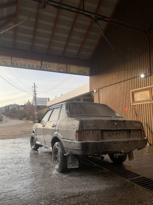 Продам ВАЗ 21099 в хорошому стані