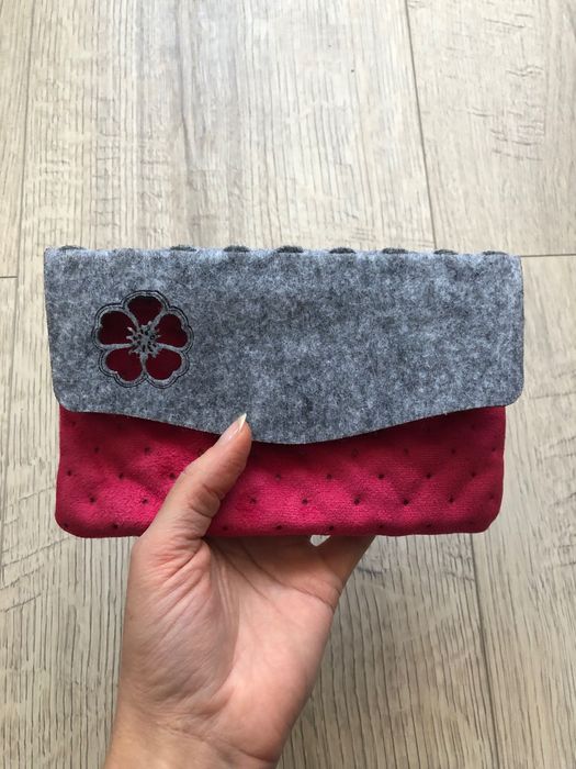 Kosmetyczka etui pokrowiec z filcu różowo szary do przechowywania