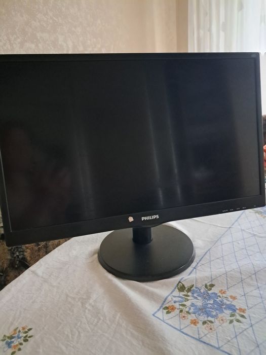 Продам мММонитор PHILIPS диагональ 23.6.6