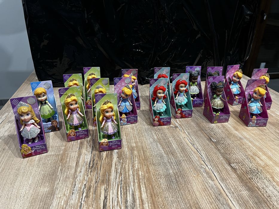 Ksiezniczki princessa disney jakks figurki z bajek cinderelia ariel