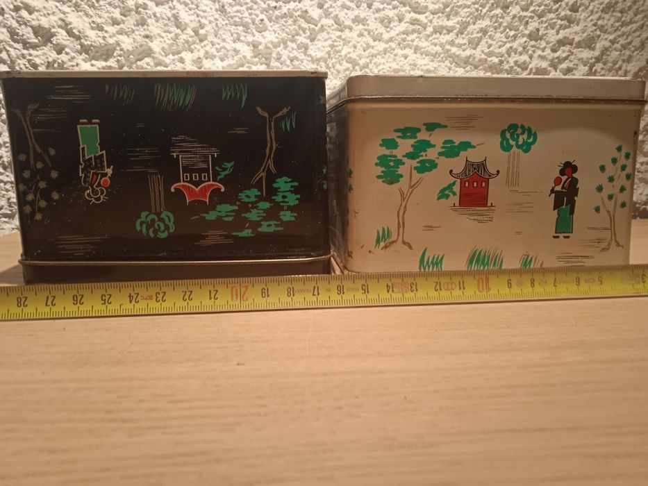 Caixas de lata antigas Cola Cao