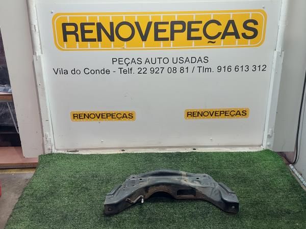 Charriot frente SEAT Ibiza III (6L1)
