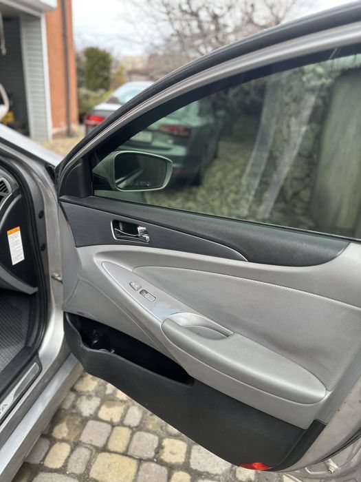 Hyndai Sonata hybrid 2014