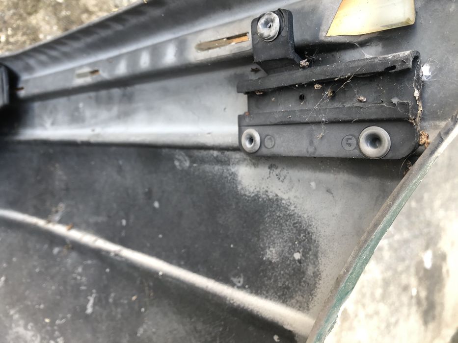 Para-choques trás Rover 214, Rover 216, Rover 218 de 1990 a 1995