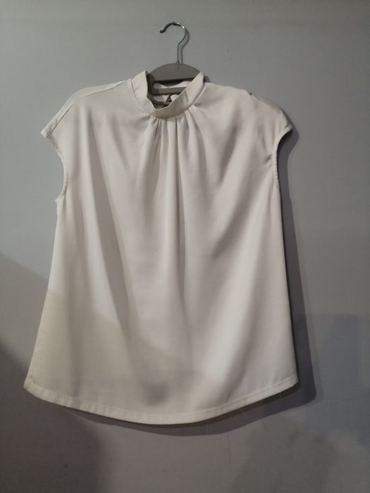 Biała bluzka z kołnierzem Mohito XS / S