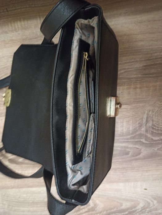 Женская сумка б/у.