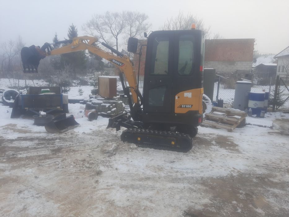 Wynajem minikoparki usługi minikoparką