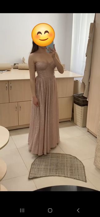 Продам  випускну сукню