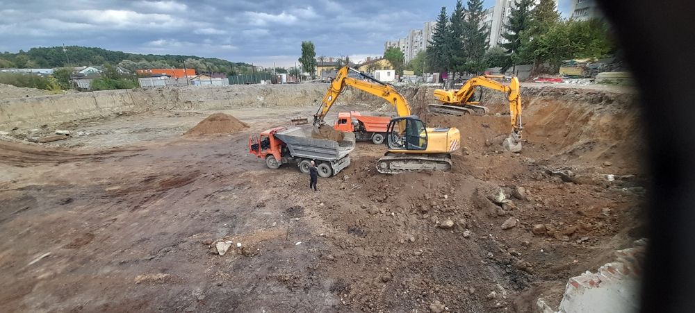 Послуги бульдозеза ті іншої спецтехніки