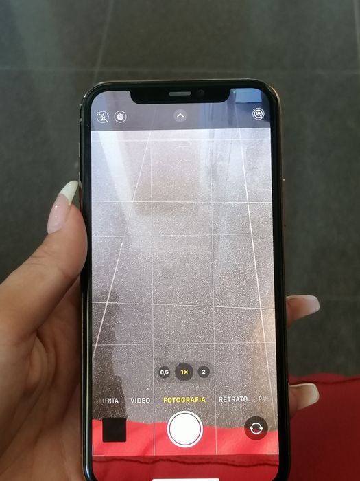 Iphone 11 Pro com Traseira Danificada