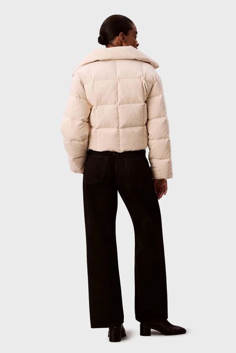 Жіноча зимова куртка Calvin Klein