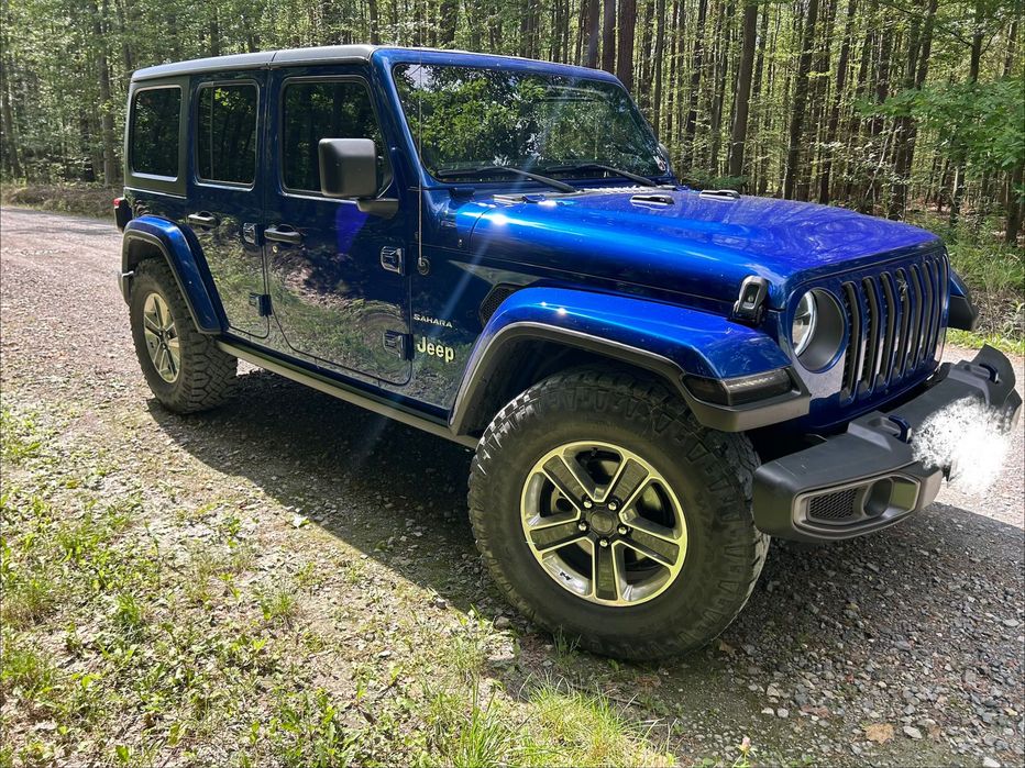 Jeep Wrangler Sahara
