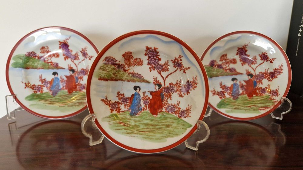 Pratos Decorativos de Porcelana Vista Alegre