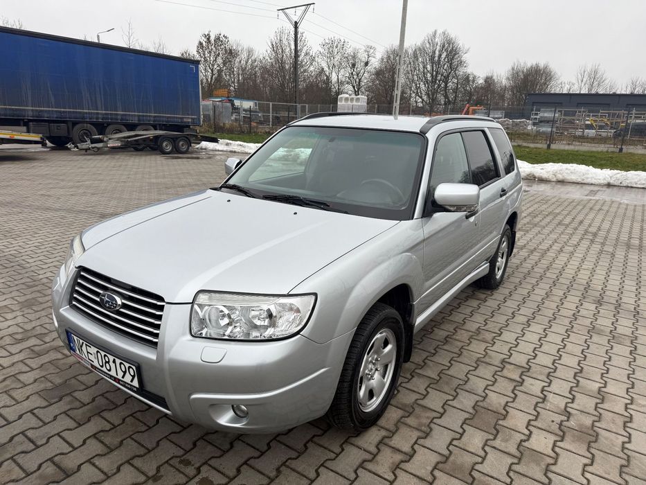 Subaru Forester Śliczny 2.0 Benzyna 4X4 z Niemiec Zarejestrowane
