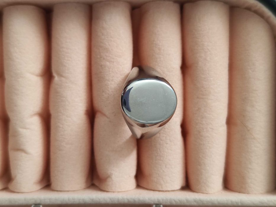 Anel em aço inoxidável premium – Tamanho 25