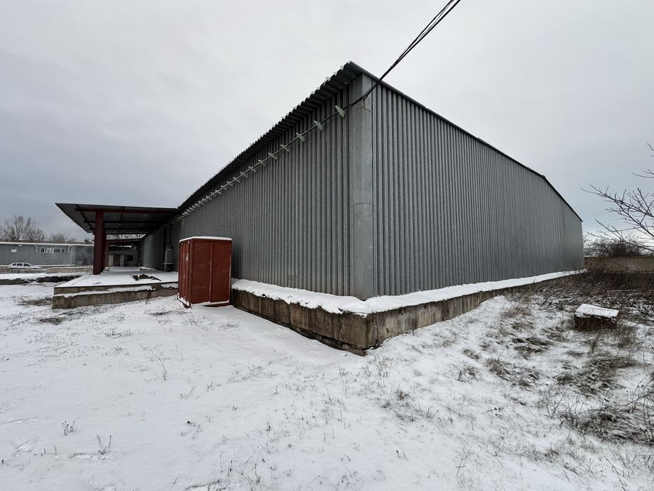 Продаж складської - виробничої бази, площа 4481 м.кв, ділянка 1,4 Га