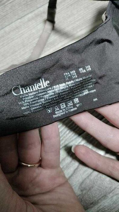 Бюстгалтер / ліфчик chantelle