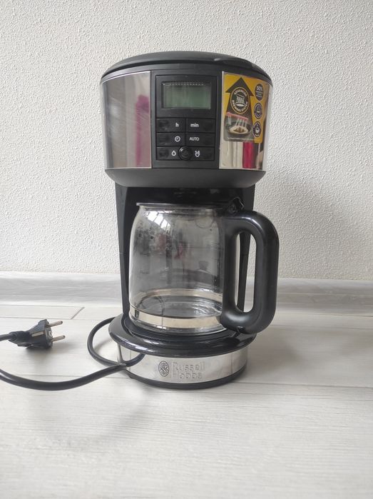 Кофеварка Кавоварка капельна  Russell Hobbs