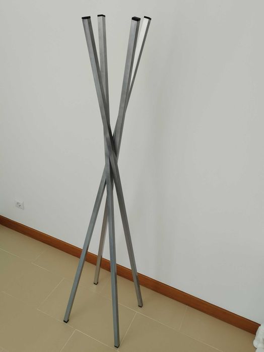 Cabide - Novo - fabrico artesanal