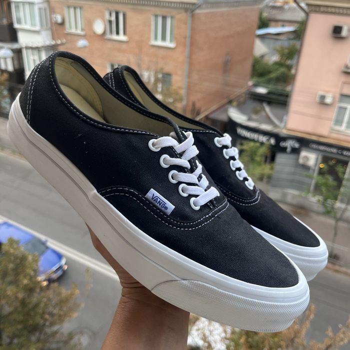 Кеди чоловіча vans розмір 44,5 устілка фактично 28,5 см