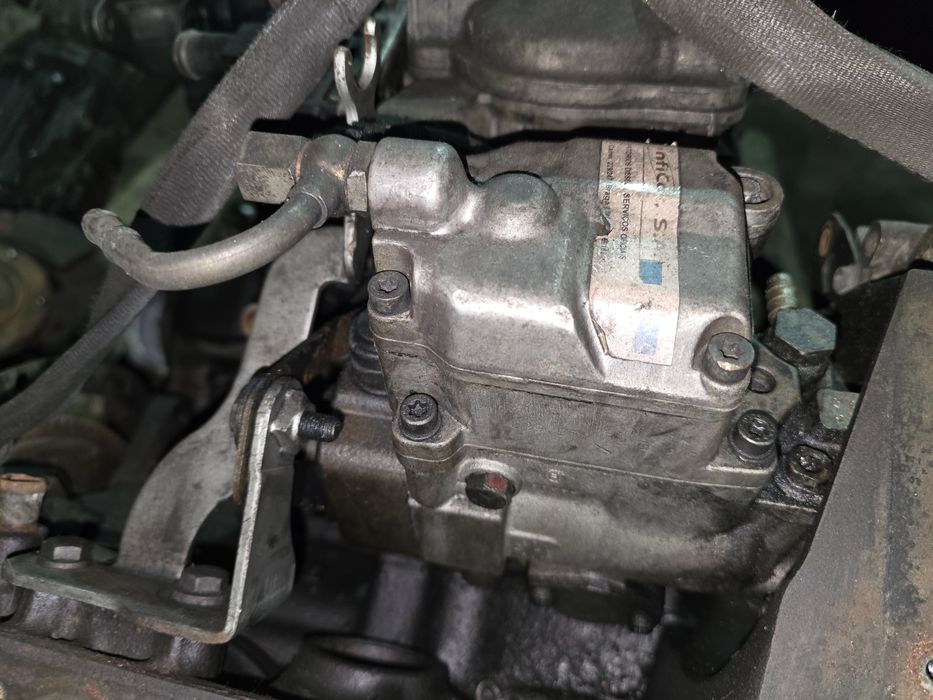 Bomba injetora Bmw 318tds