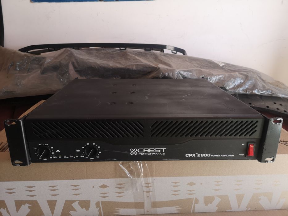 Усілітель кінцевик CREST AUDIO  CPX 2600   2x900ват