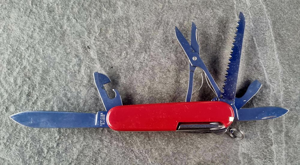 Scyzoryk szwajcarski Victorinox Fieldmaster Red