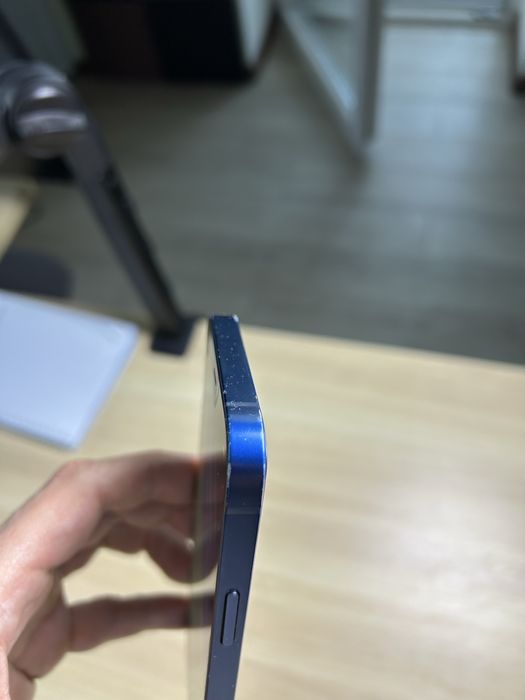 Продам Iphone 12 128 gb blue