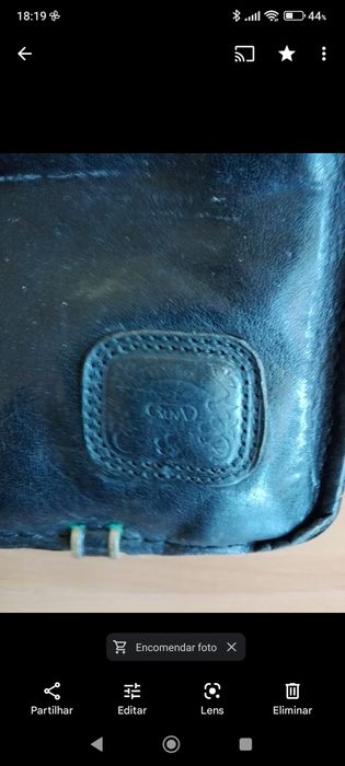 Mala de pele preta unissexo