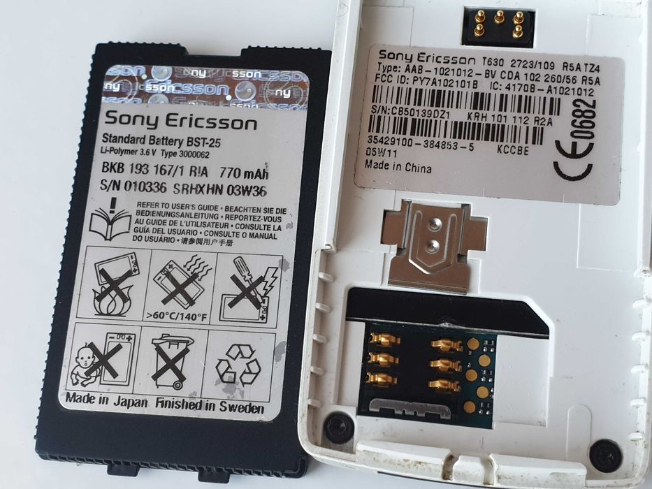 телефон Sony Ericsson t630 зарядне