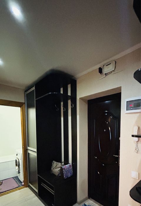 Продаємо 2 кімн. квартиру Героїв Маріуполя Мебльована