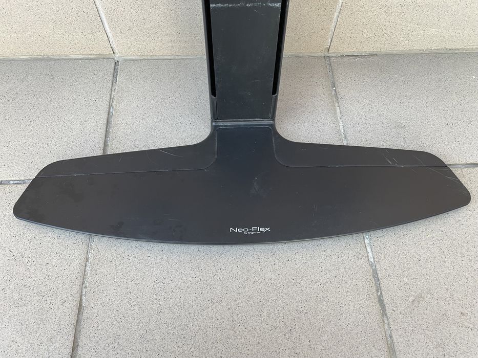 Statyw stojak uchwyt podstawka Ergotron Neoflex DualMonitor Lift Stand