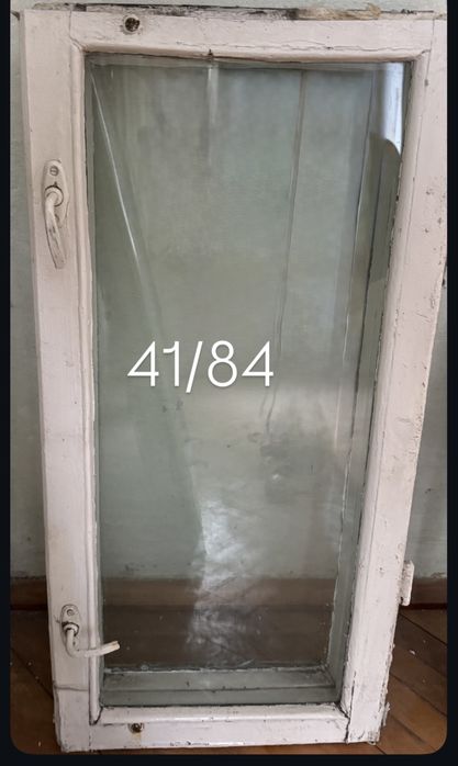 Віддам деревяні вікна і двері на балкон