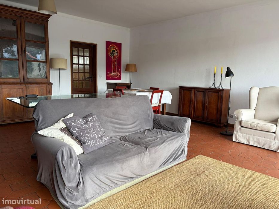 Excelente apartamento T3 duplex, renovado e completamente mobilado